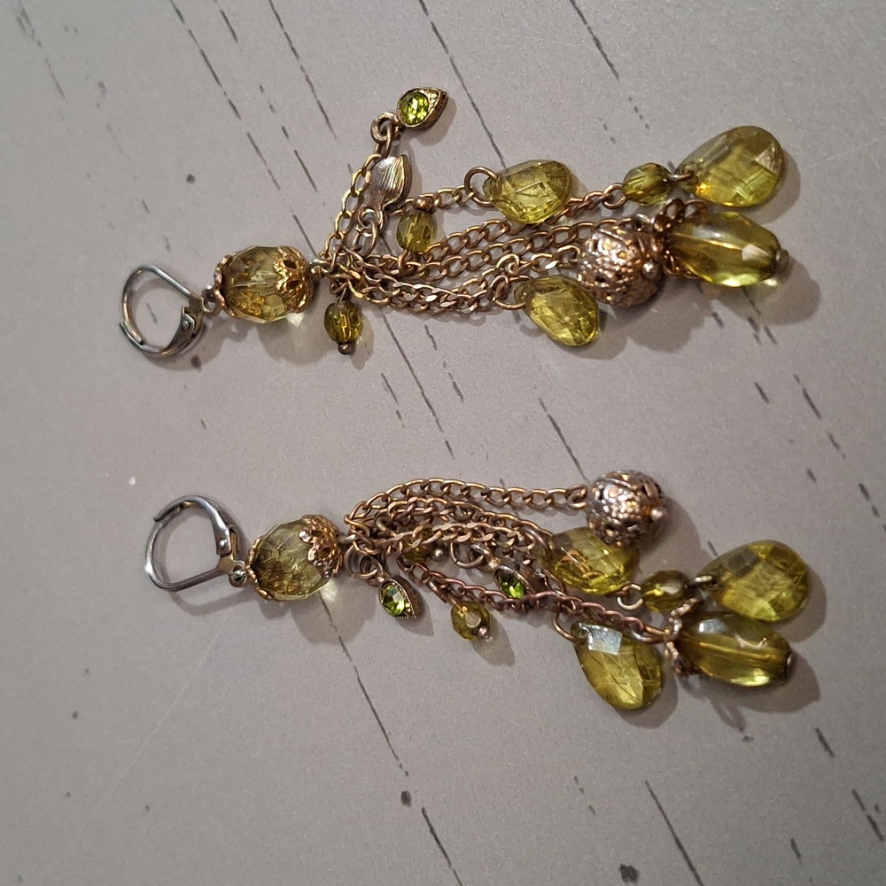 Elegant Gold and Green Dangle Earrings
